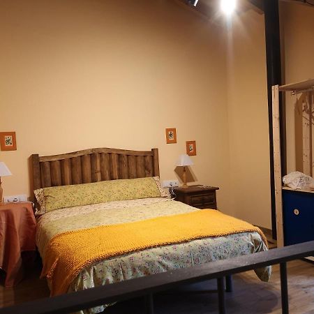 L' Abilleiru Albergue Rural Santibanez de Valdeiglesias Bagian luar foto