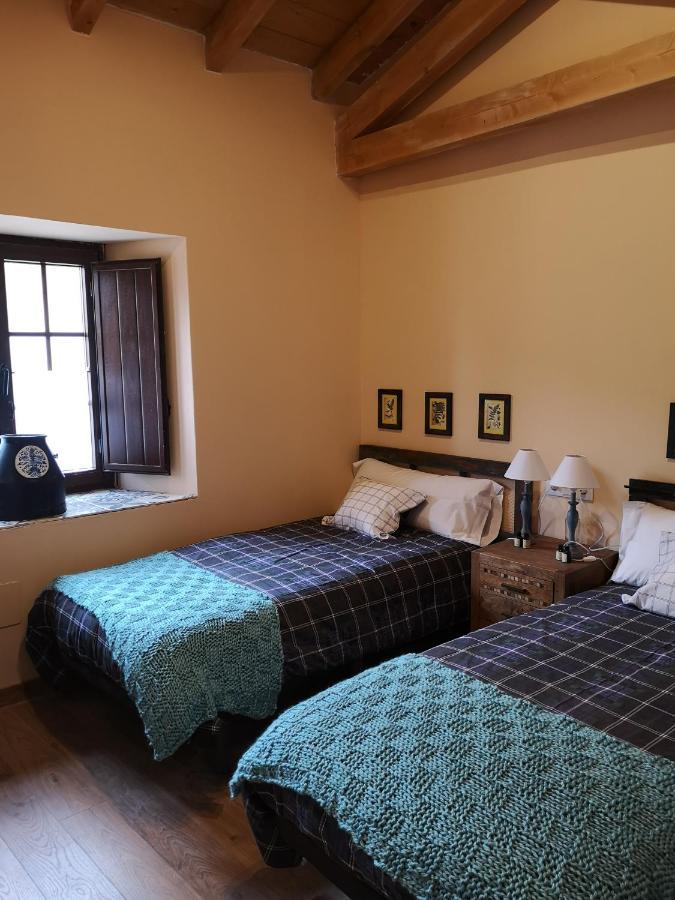 L' Abilleiru Albergue Rural Santibanez de Valdeiglesias Bagian luar foto