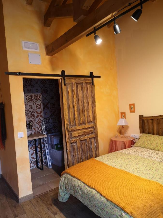 L' Abilleiru Albergue Rural Santibanez de Valdeiglesias Bagian luar foto